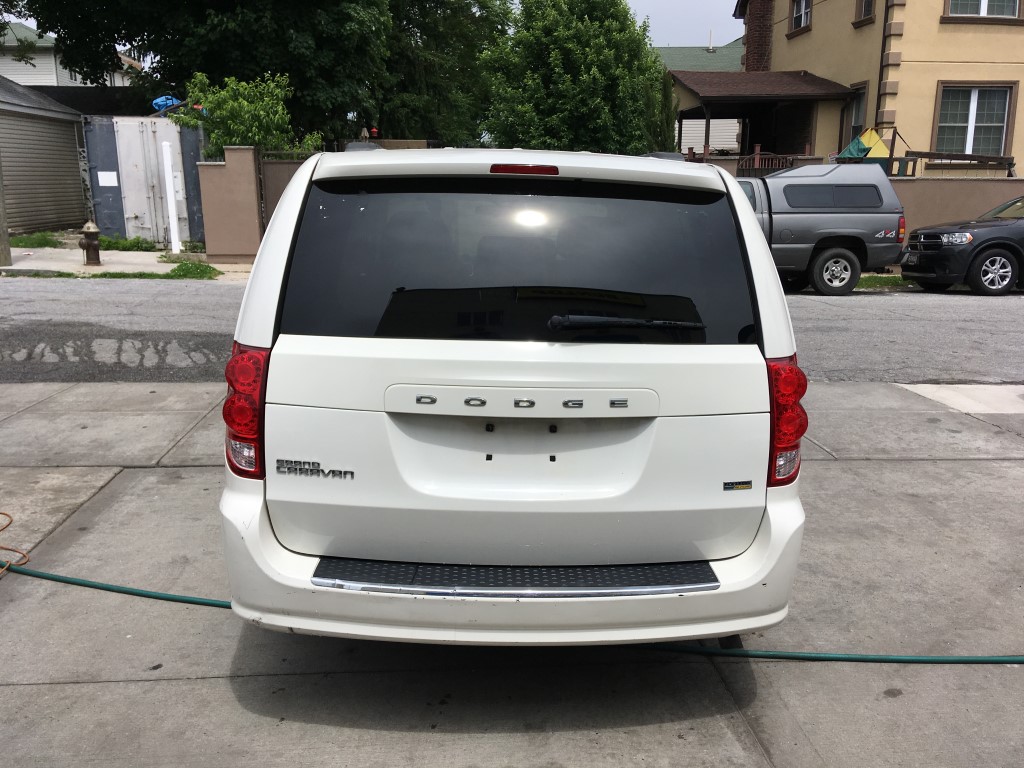 Used - Dodge Grand Caravan SXT Minivan for sale in Staten Island NY