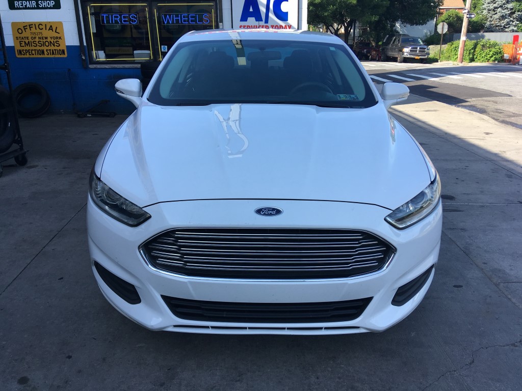 Used - Ford Fusion SE Sedan for sale in Staten Island NY