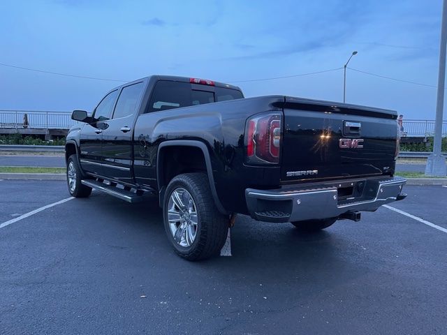 Used - GMC Sierra 1500 SLT 4X4 Crew cab Pickup Truck for sale in Staten Island NY