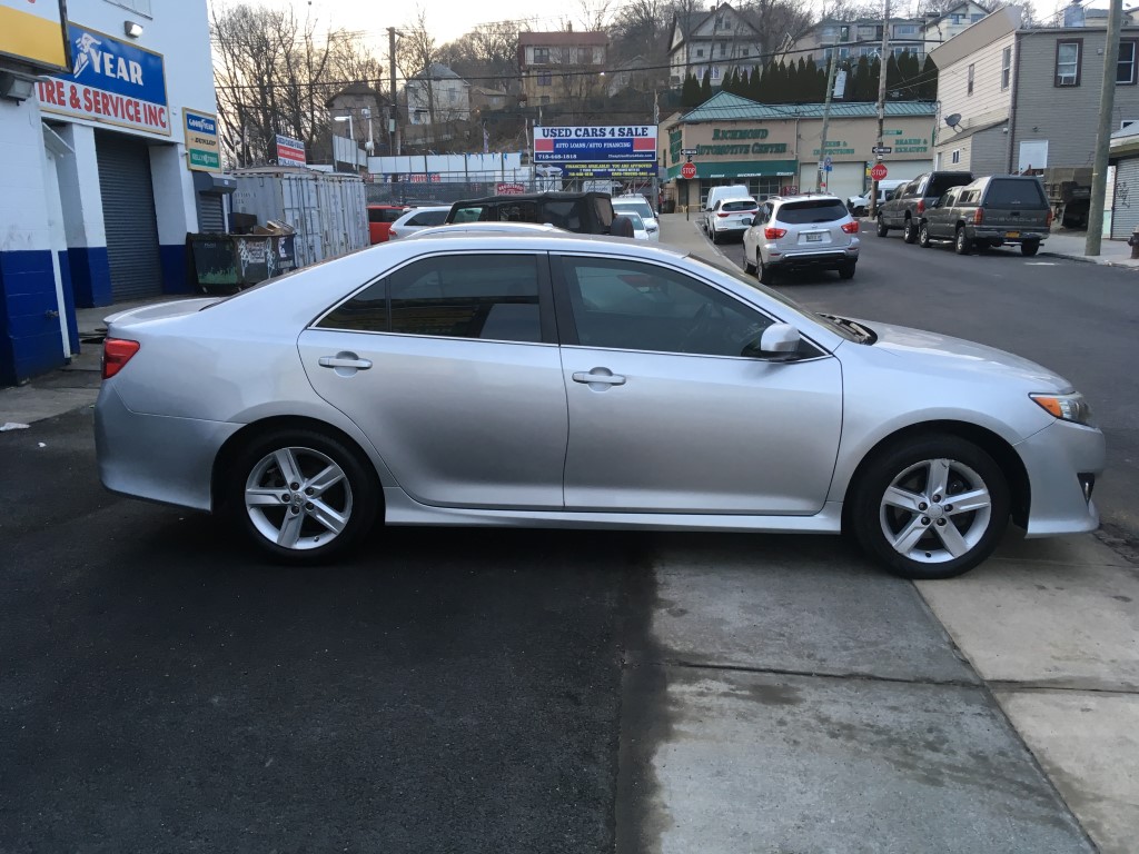 Used - Toyota Camry SE Sedan for sale in Staten Island NY