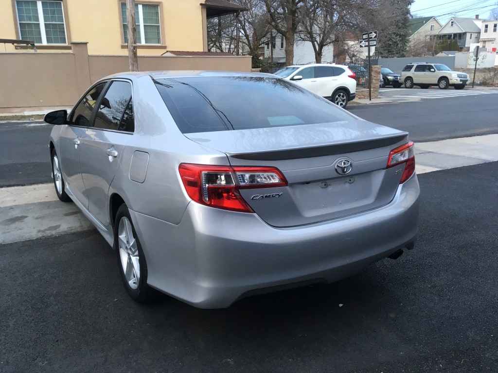 Used - Toyota Camry SE Sedan for sale in Staten Island NY