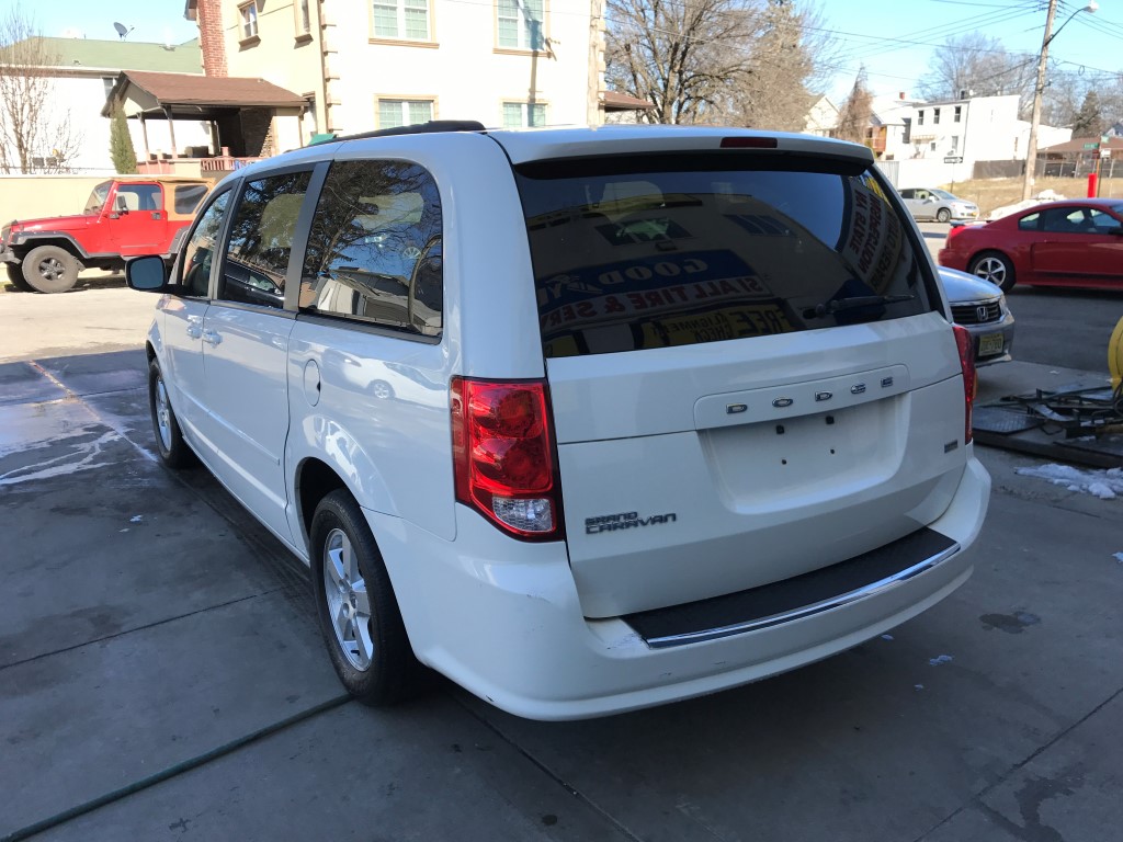 Used - Dodge Grand Caravan SXT MiniVan for sale in Staten Island NY