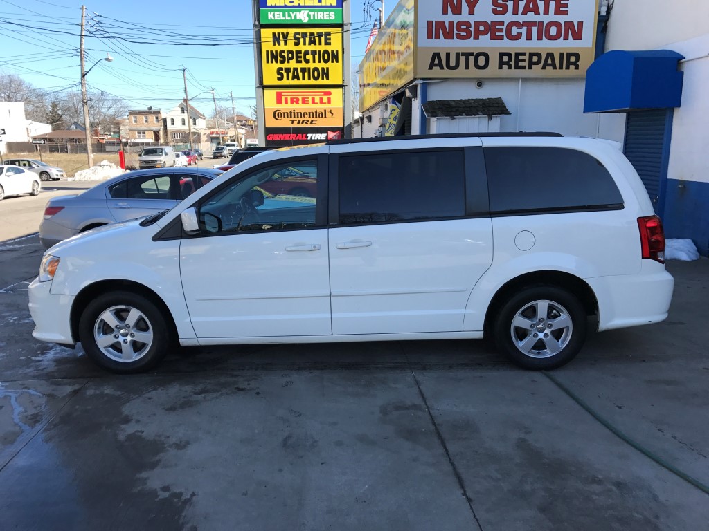 Used - Dodge Grand Caravan SXT MiniVan for sale in Staten Island NY