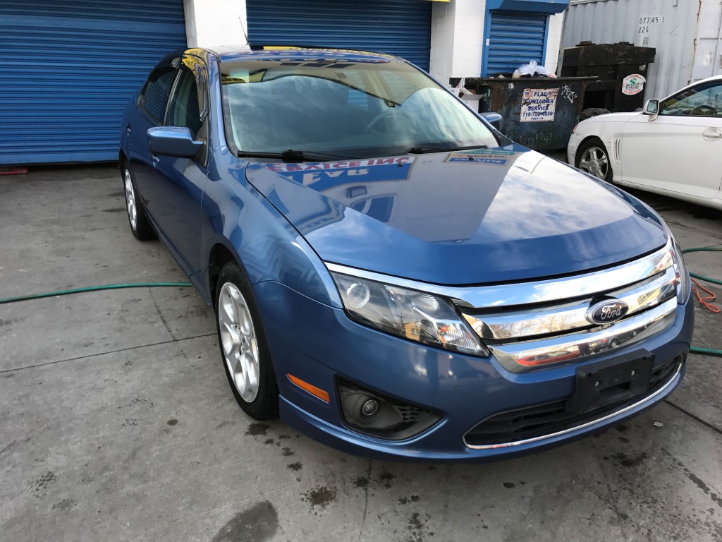 Used - Ford Fusion SE Sedan for sale in Staten Island NY