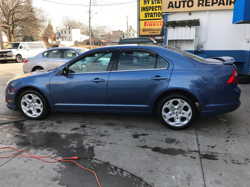 Used - Ford Fusion SE Sedan for sale in Staten Island NY