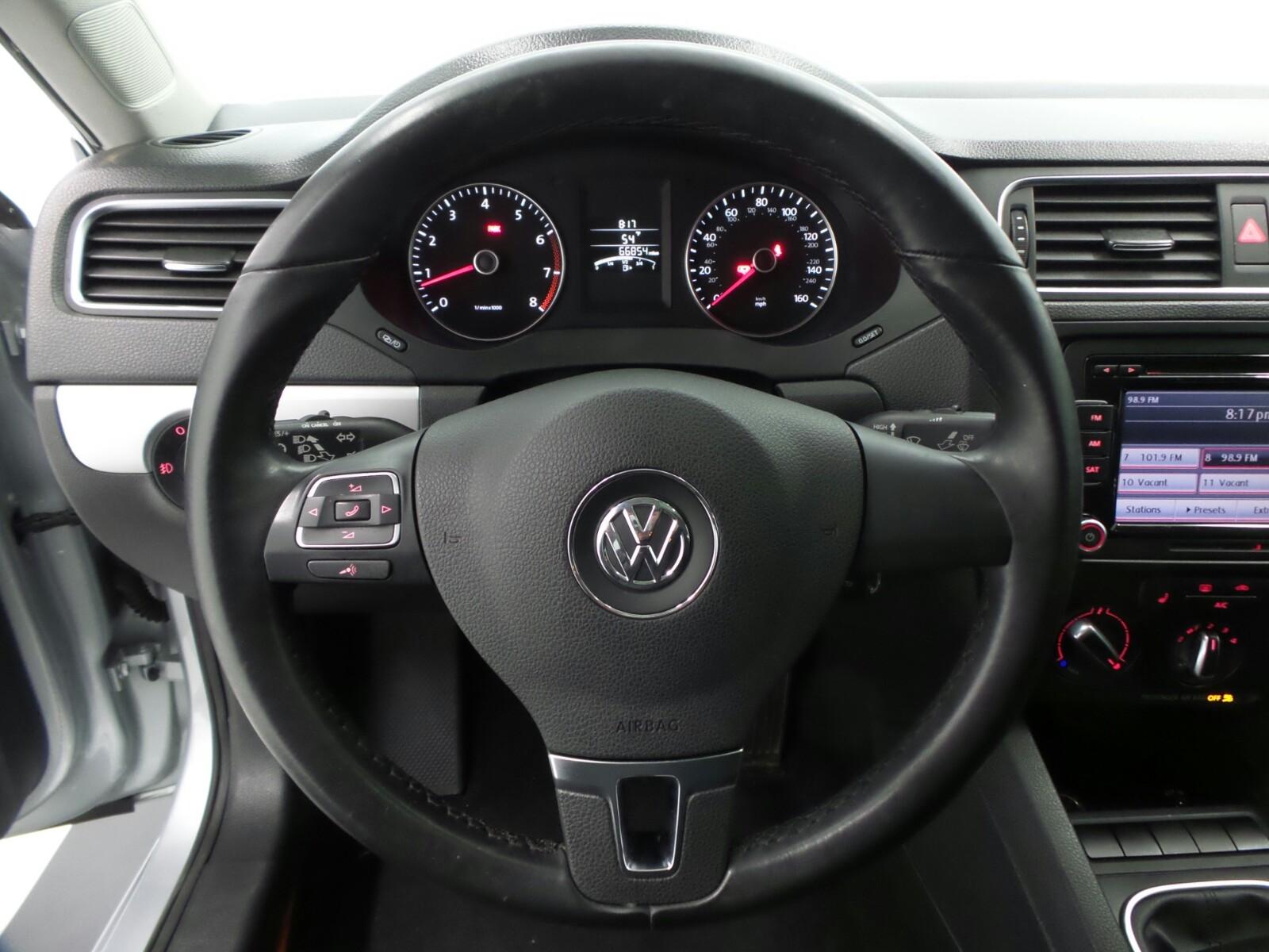 Used - Volkswagen Jetta SE Sedan for sale in Staten Island NY