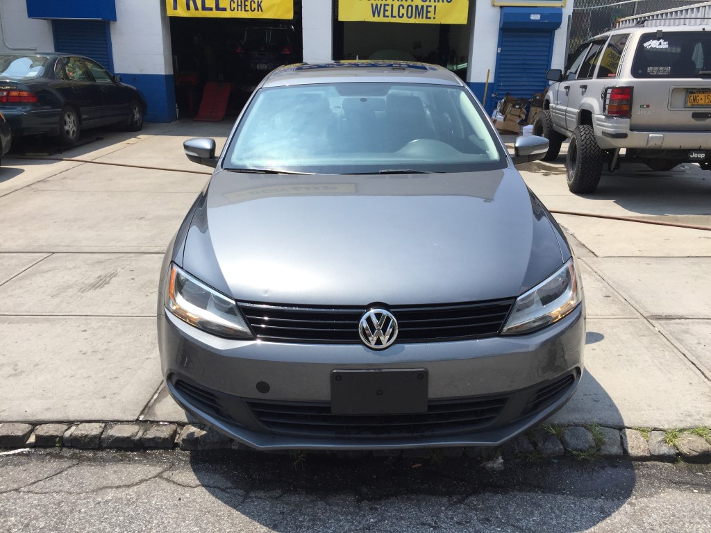 Used - Volkswagen Jetta SE Sedan for sale in Staten Island NY