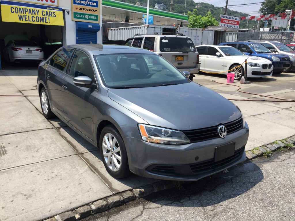 Used - Volkswagen Jetta SE Sedan for sale in Staten Island NY