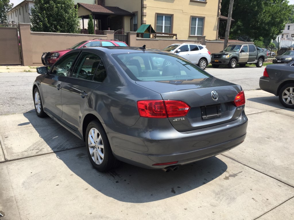 Used - Volkswagen Jetta SE Sedan for sale in Staten Island NY