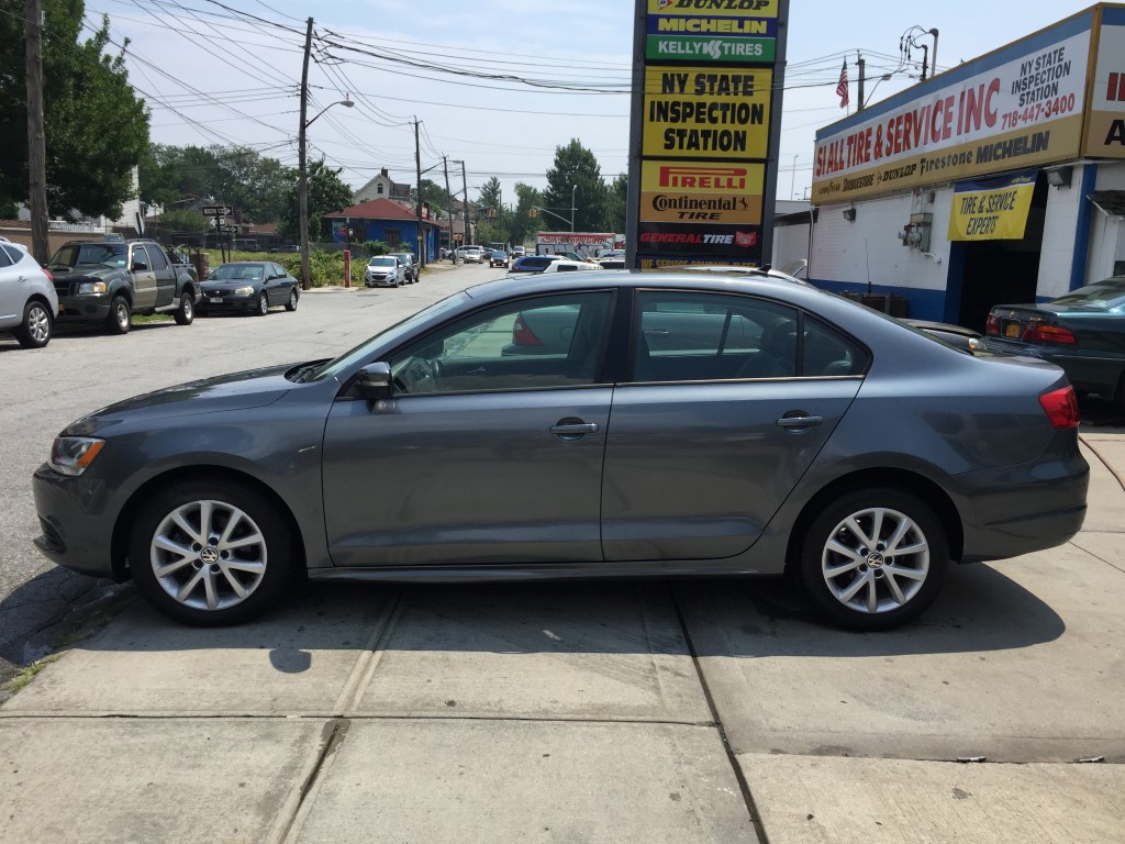 Used - Volkswagen Jetta SE Sedan for sale in Staten Island NY