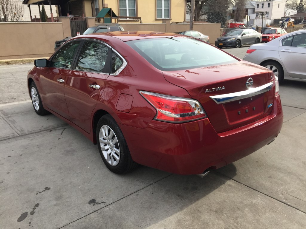 Used - Nissan Altima S Sedan for sale in Staten Island NY