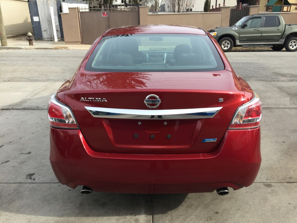 Used - Nissan Altima S Sedan for sale in Staten Island NY