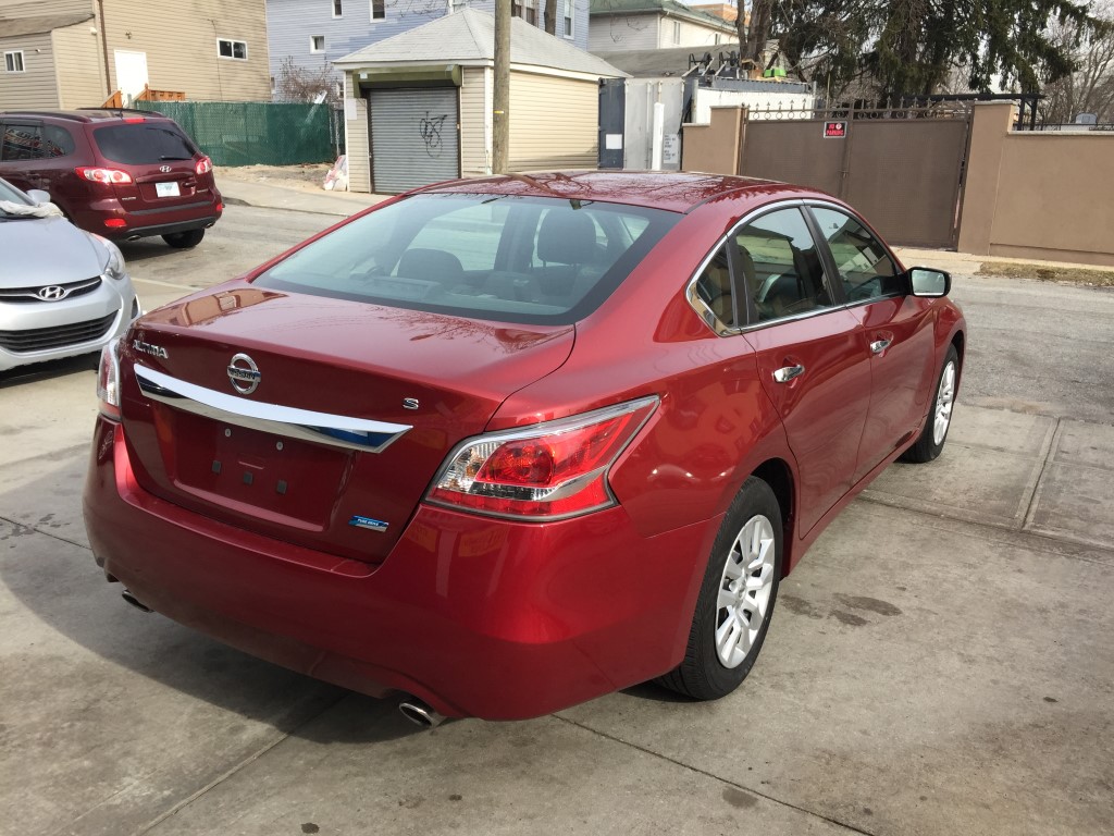 Used - Nissan Altima S Sedan for sale in Staten Island NY