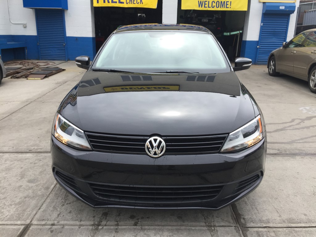 Used - Volkswagen Jetta SE Sedan for sale in Staten Island NY