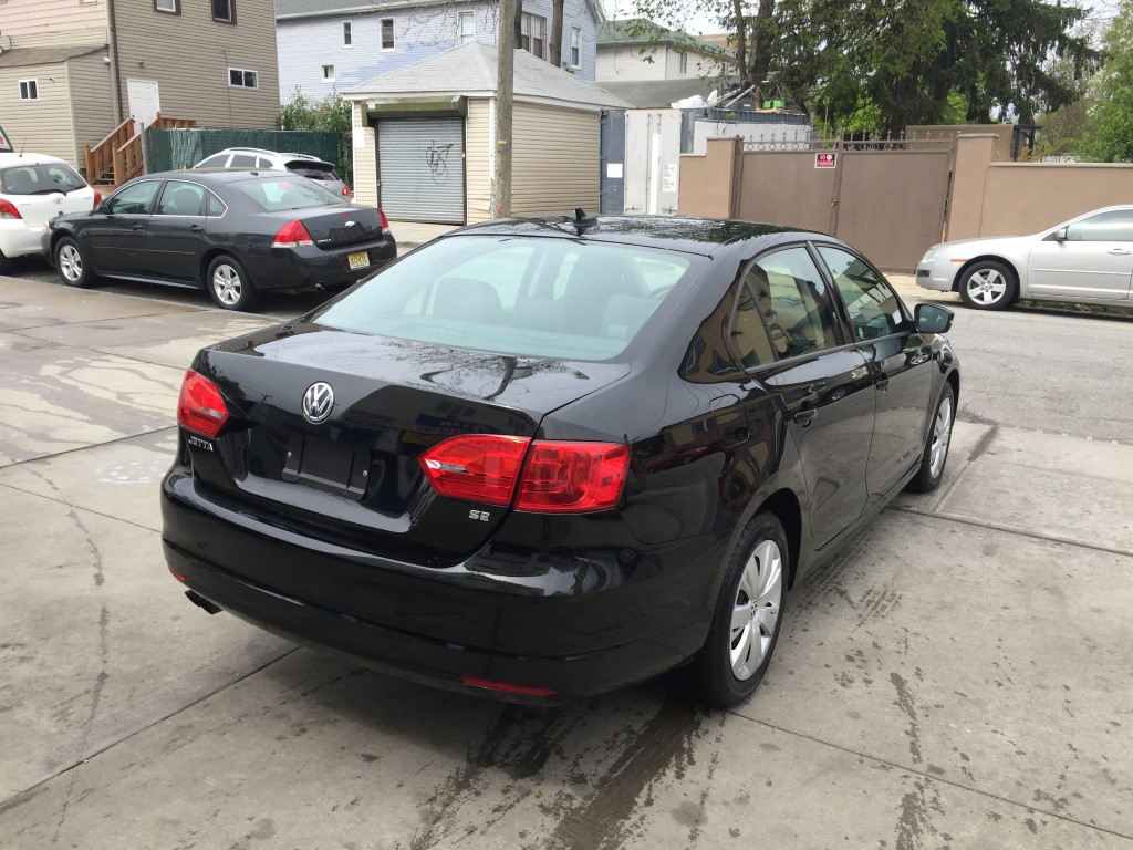 Used - Volkswagen Jetta SE Sedan for sale in Staten Island NY