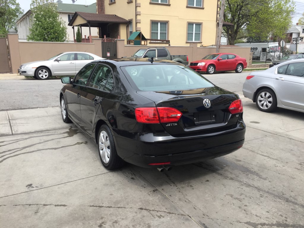 Used - Volkswagen Jetta SE Sedan for sale in Staten Island NY