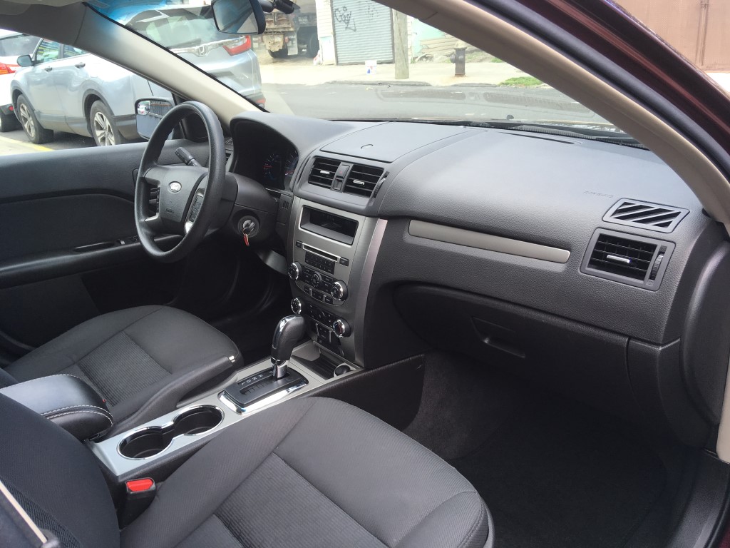 Used - Ford Fusion SE Sedan for sale in Staten Island NY