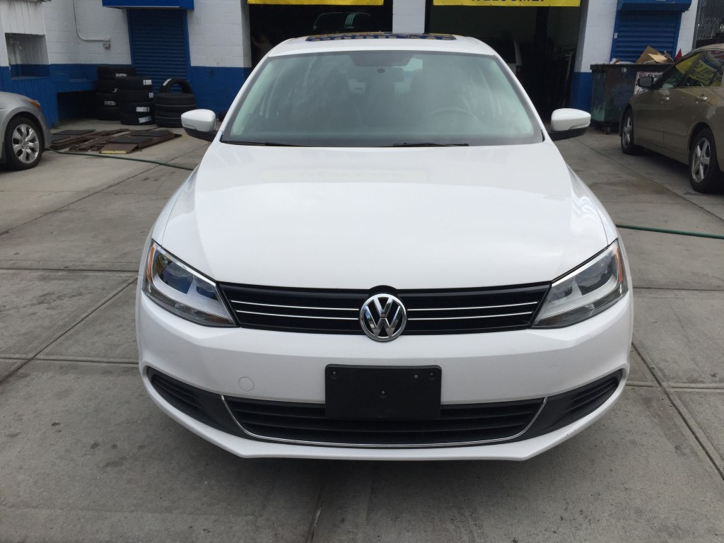 Used - Volkswagen Jetta SE Sedan for sale in Staten Island NY