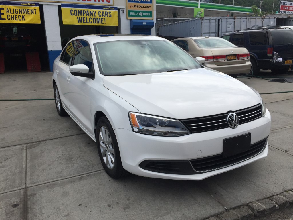 Used - Volkswagen Jetta SE Sedan for sale in Staten Island NY