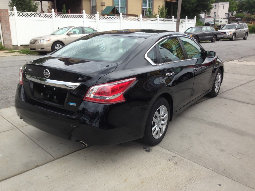 Used - Nissan Altima Sedan 4 Doors for sale in Staten Island NY