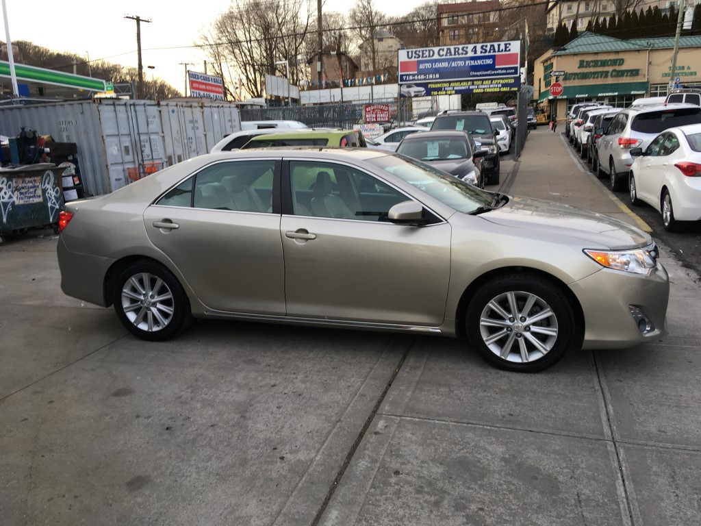 Used - Toyota Camry XLE Sedan for sale in Staten Island NY