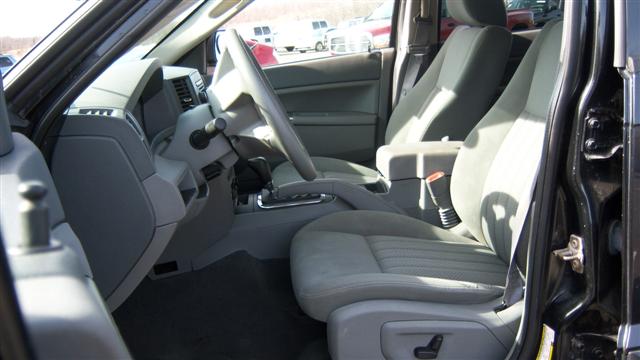 Used - Jeep Grand Cherokee Laredo 4x4 Sport Utility for sale in Staten Island NY