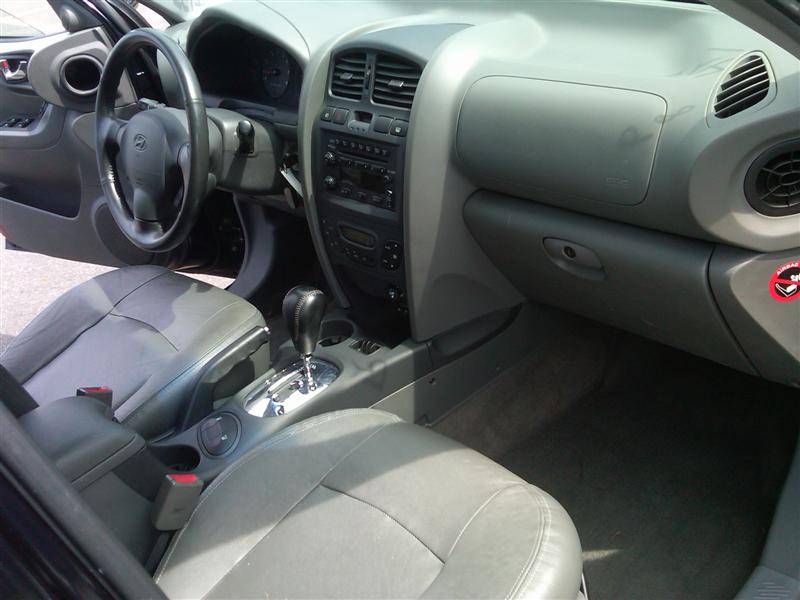 2004 Hyundai Santa Fe Sport Utility 4WD for sale in Brooklyn, NY