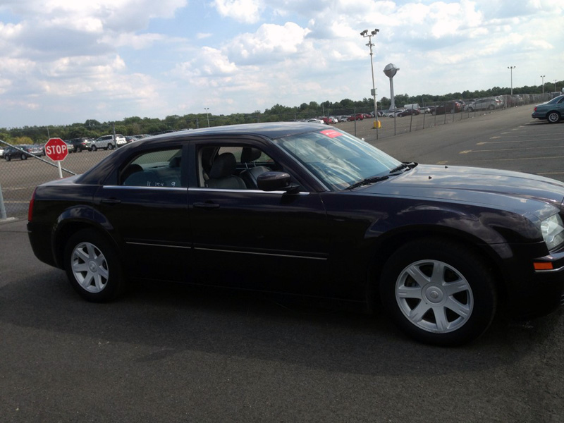 Used - Chrysler 300 Touring  for sale in Staten Island NY