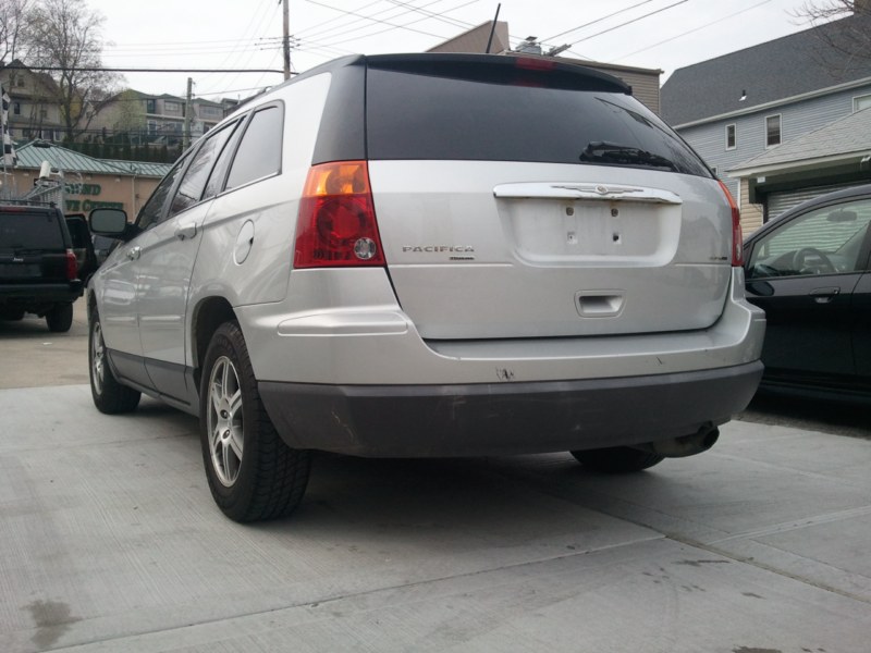 Used - Chrysler Pacifica Sport Utility for sale in Staten Island NY