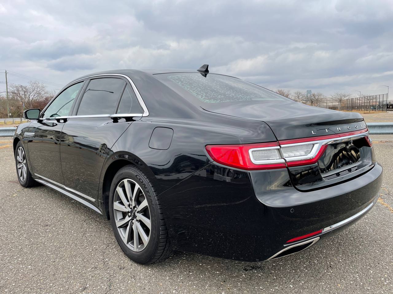 Used - Lincoln CONTINENTAL LIVERY SEDAN for sale in Staten Island NY