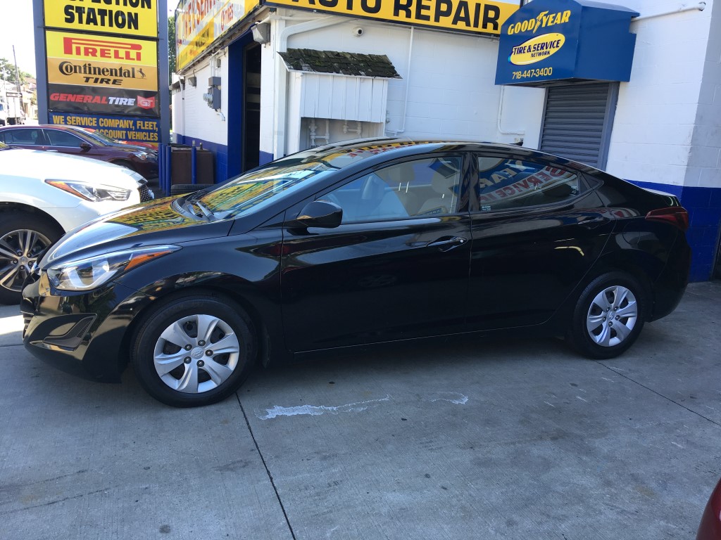 Used - Hyundai Elantra SE Sedan for sale in Staten Island NY