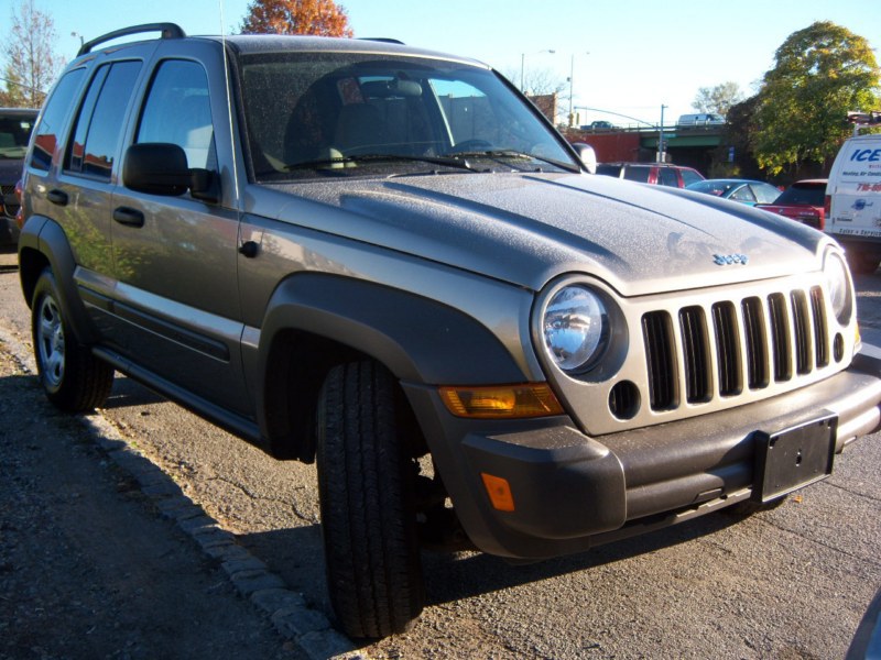 Used - Jeep Liberty Sport Utility  for sale in Staten Island NY