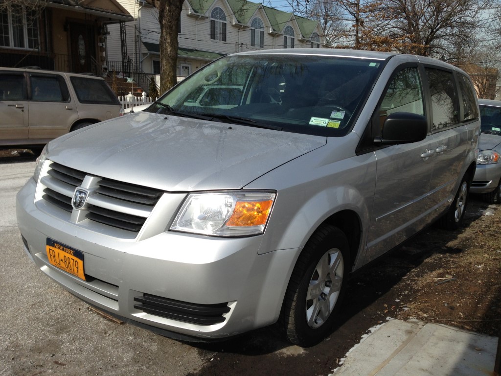 2009 Dodge Grand Caravan SE MiniVan for sale in Brooklyn, NY