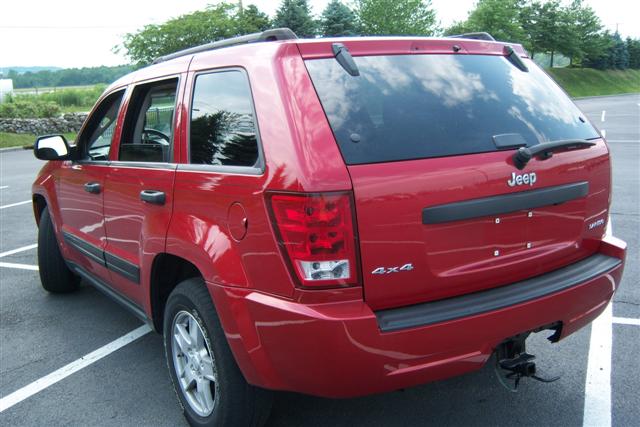 Used - Jeep Grand Cherokee Laredo Sport Utility for sale in Staten Island NY