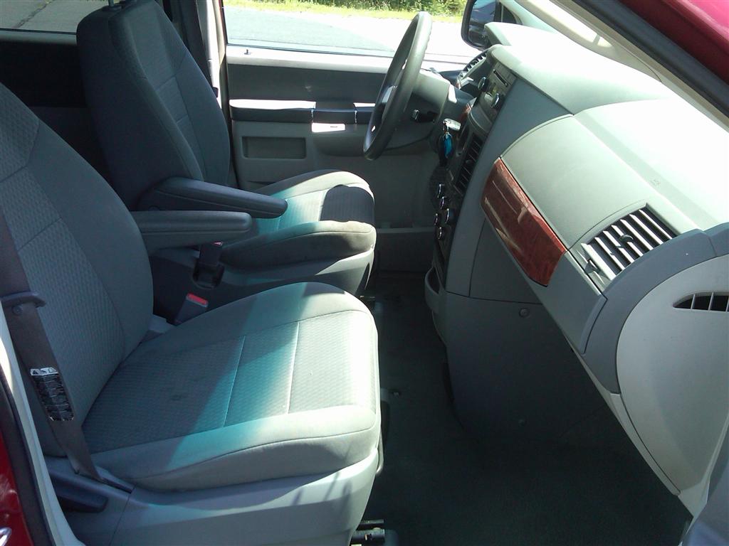 2008 Chrysler Town & Country MiniVan for sale in Brooklyn, NY