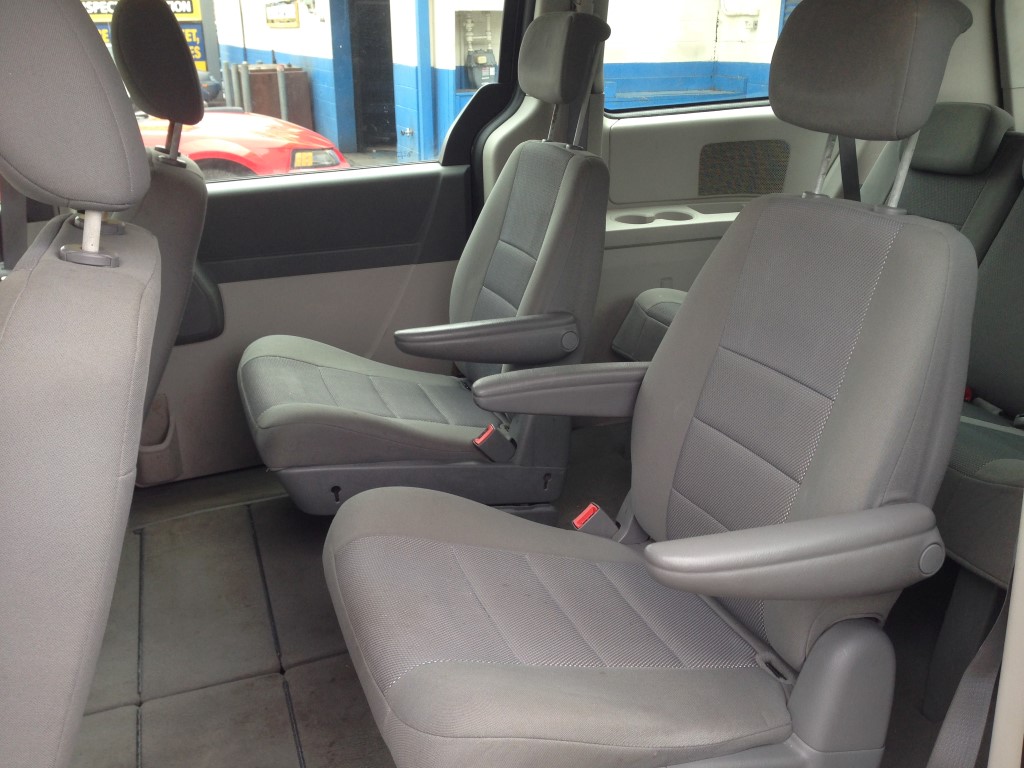 2008 Dodge Grand Caravan Minivan for sale in Brooklyn, NY