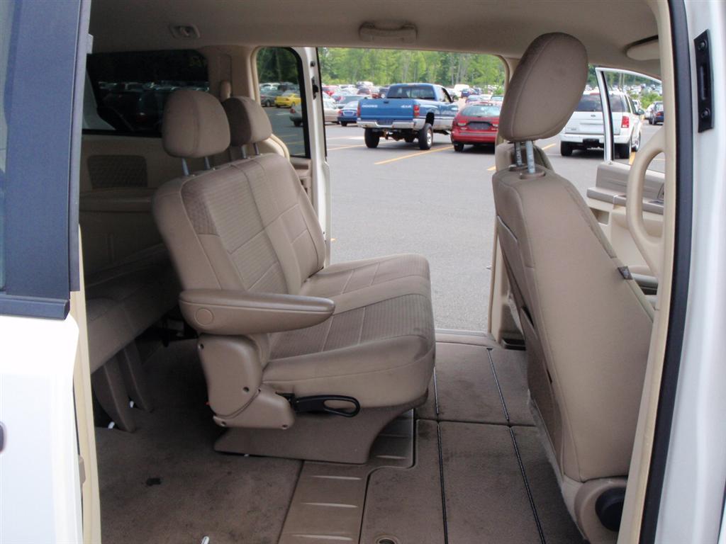 2008 Chrysler Town & Country MiniVan for sale in Brooklyn, NY