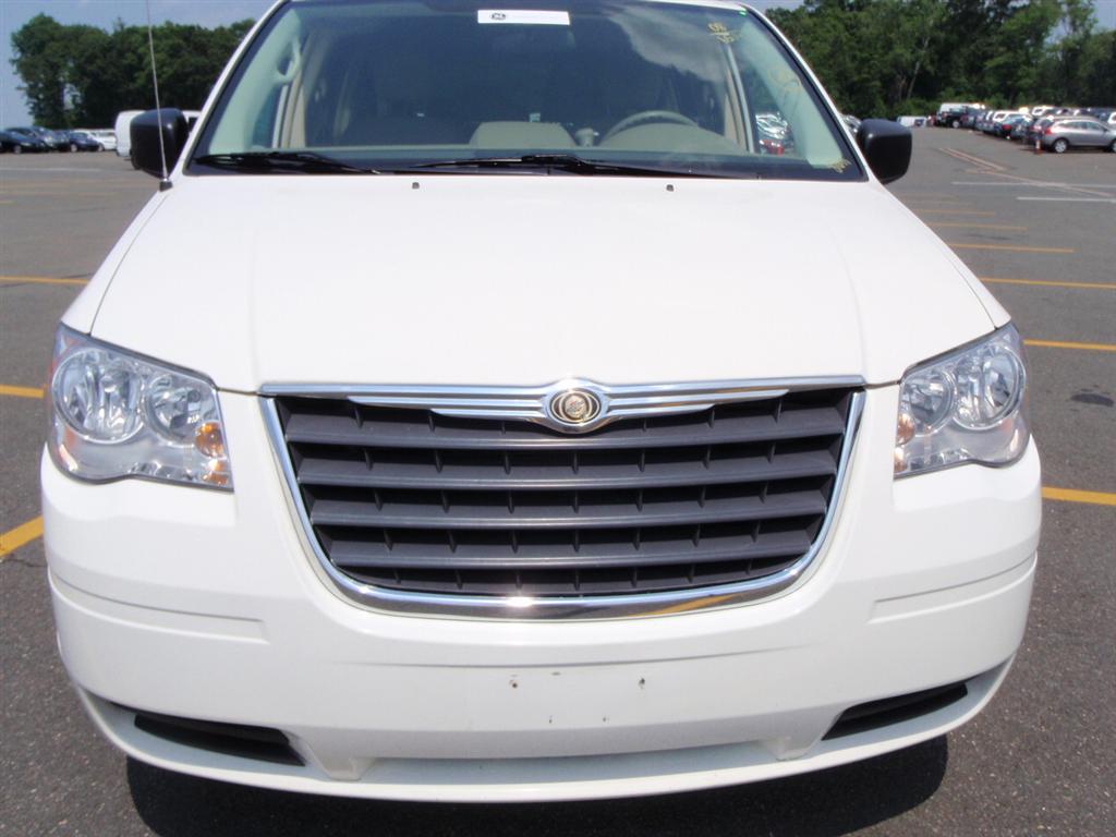 2008 Chrysler Town & Country MiniVan for sale in Brooklyn, NY