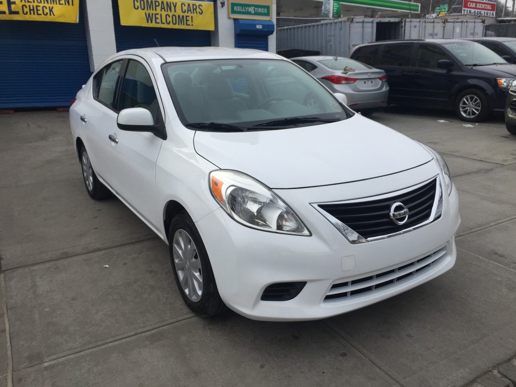 Used - Nissan Versa SV Sedan for sale in Staten Island NY