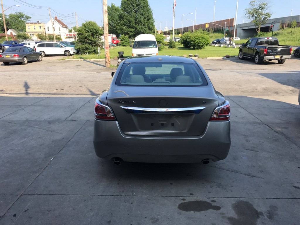 Used - Nissan Altima S Sedan for sale in Staten Island NY