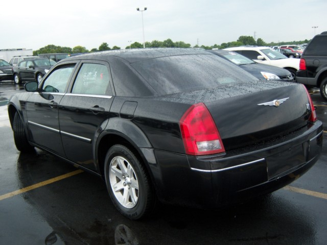 2007 Chrysler 300 Touring 4 Door Sedan  for sale in Brooklyn, NY