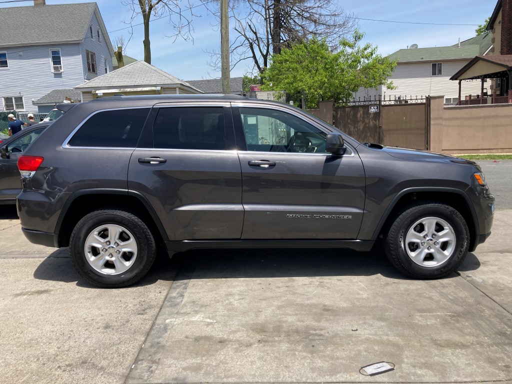 Used - Jeep Grand Cherokee Laredo 4x4 SUV for sale in Staten Island NY