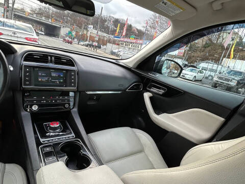 Used - Jaguar F-PACE 35t Prestige AWD SUV for sale in Staten Island NY