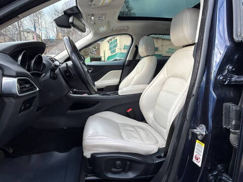 Used - Jaguar F-PACE 35t Prestige AWD SUV for sale in Staten Island NY