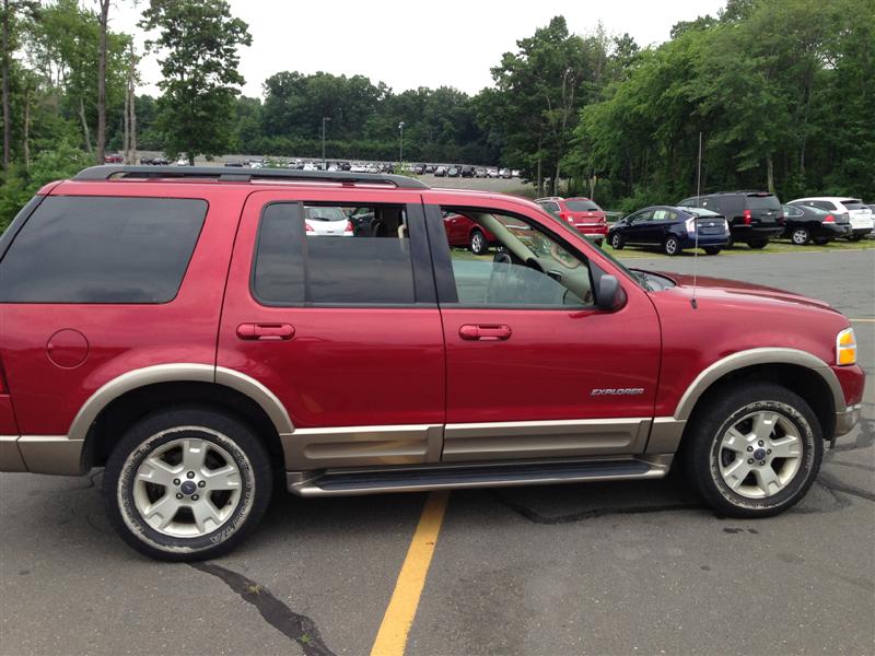 2004 Ford Explorer Eddie Bauer Sport Utility 4WD for sale in Brooklyn, NY