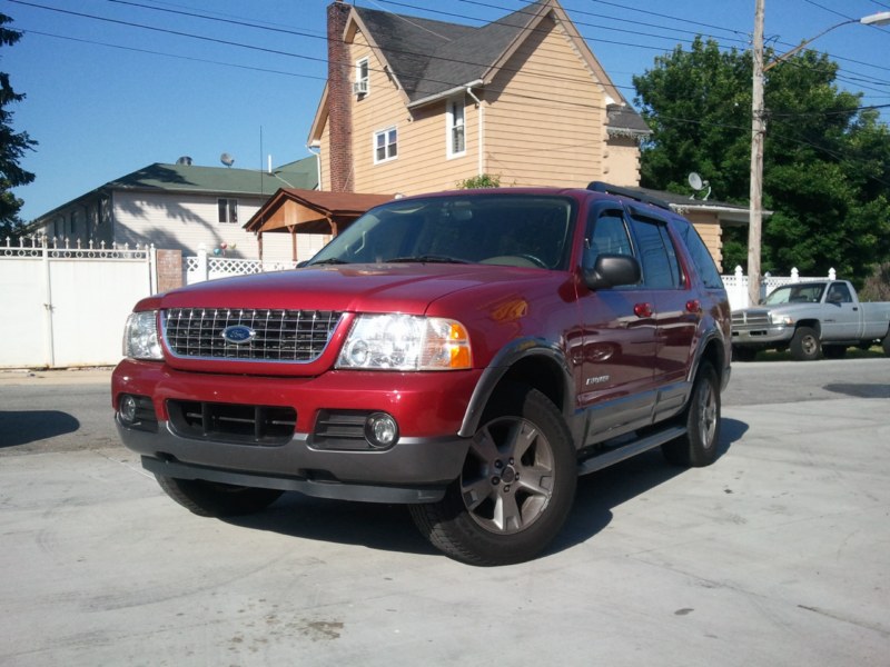 2005 Ford Explorer XLT 4WD Sport Utility for sale in Brooklyn, NY