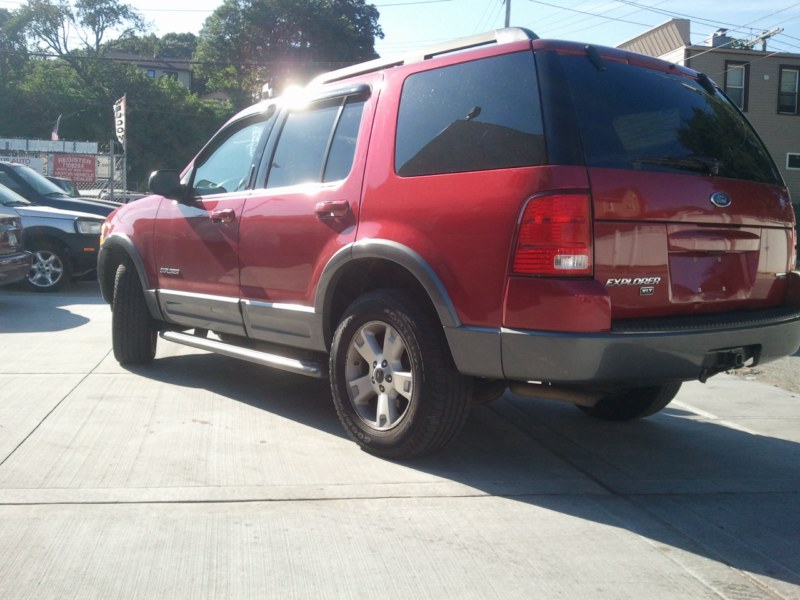 2005 Ford Explorer XLT 4WD Sport Utility for sale in Brooklyn, NY