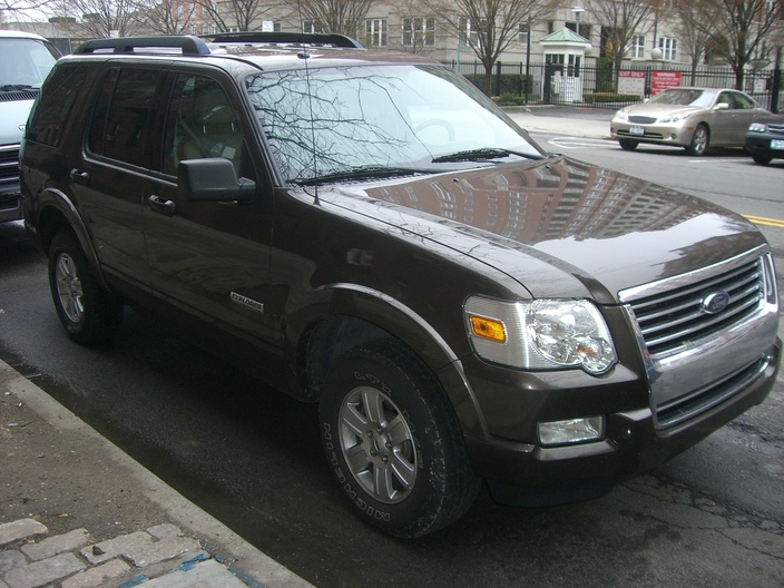 2008 Ford Explorer XLT 4x4 Sport Utility for sale in Brooklyn, NY