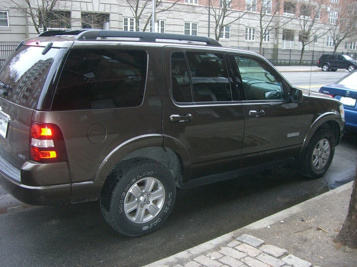 2008 Ford Explorer XLT 4x4 Sport Utility for sale in Brooklyn, NY