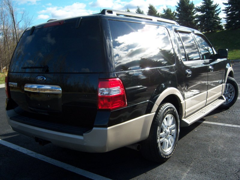 2007 Ford Expedition Eddi Bauer Sport Utility for sale in Brooklyn, NY